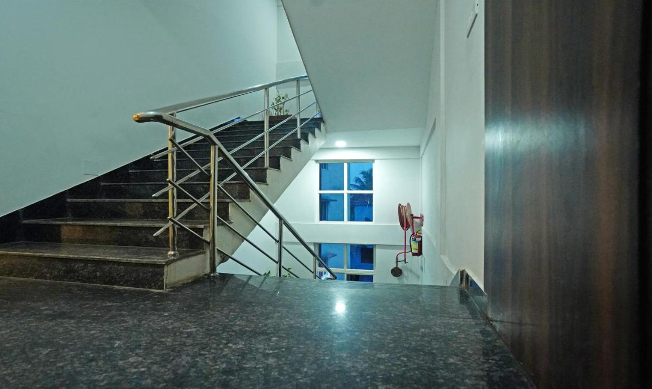 Treebo Lazystay Grand Patia Bhubaneswar Zewnętrze zdjęcie