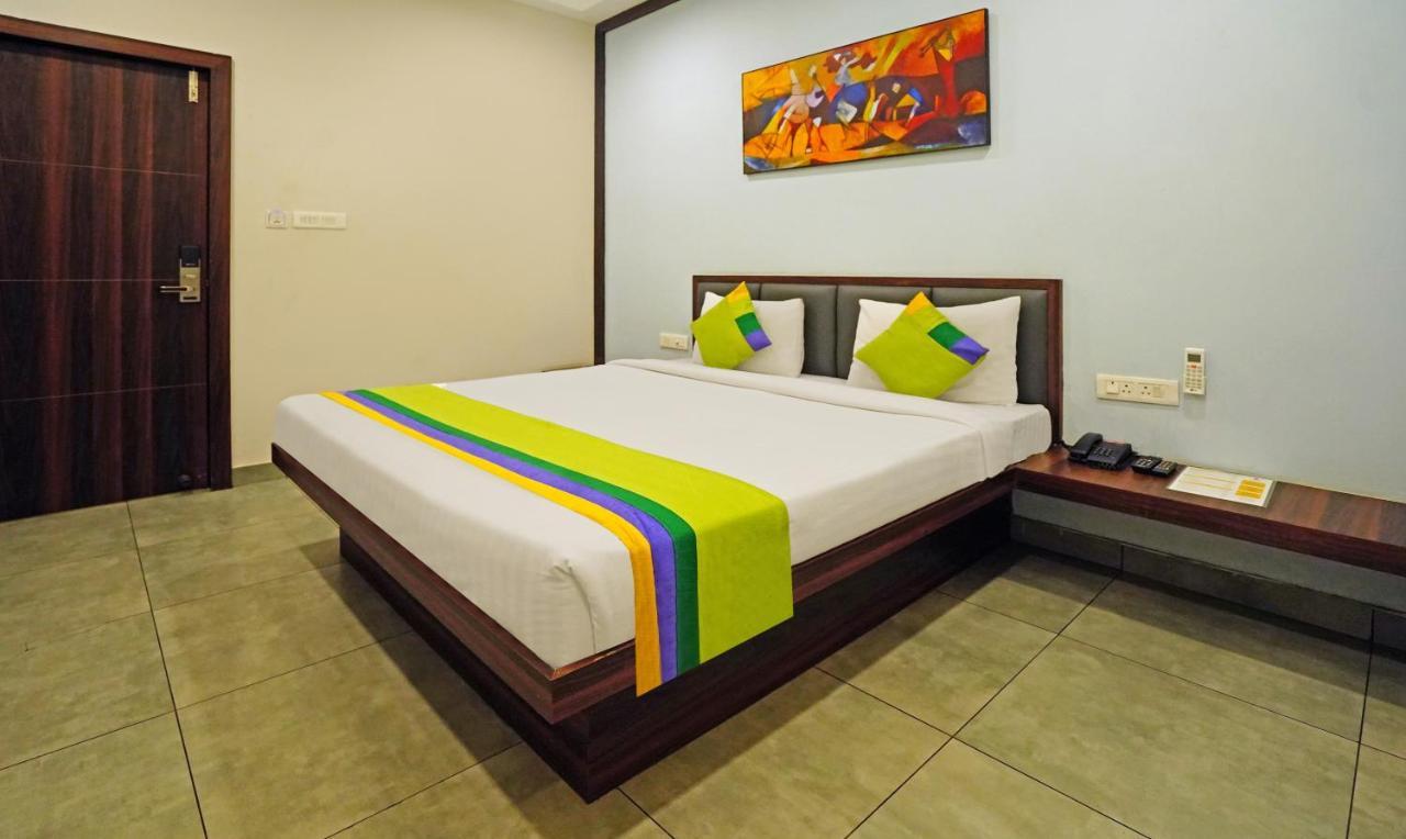Treebo Lazystay Grand Patia Bhubaneswar Zewnętrze zdjęcie