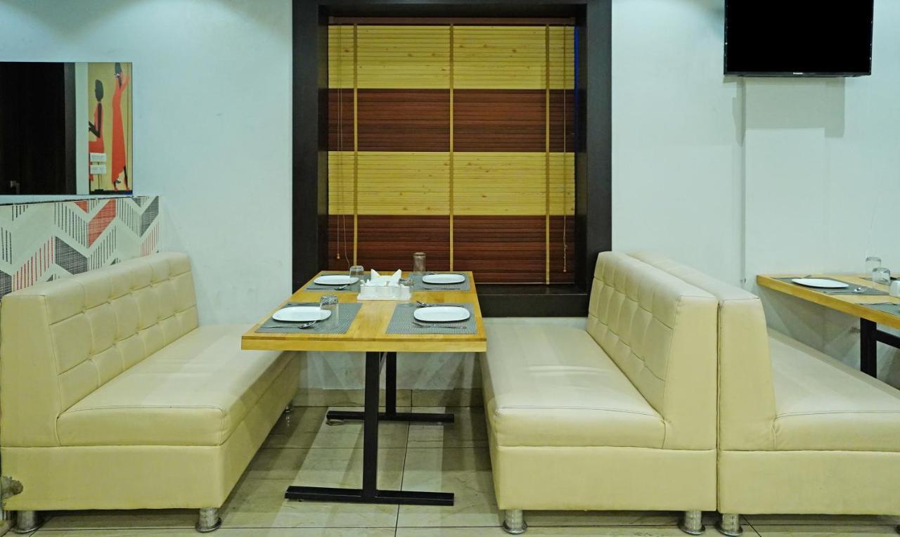 Treebo Lazystay Grand Patia Bhubaneswar Zewnętrze zdjęcie