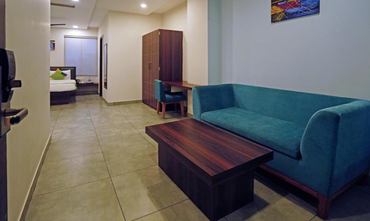 Treebo Lazystay Grand Patia Bhubaneswar Zewnętrze zdjęcie