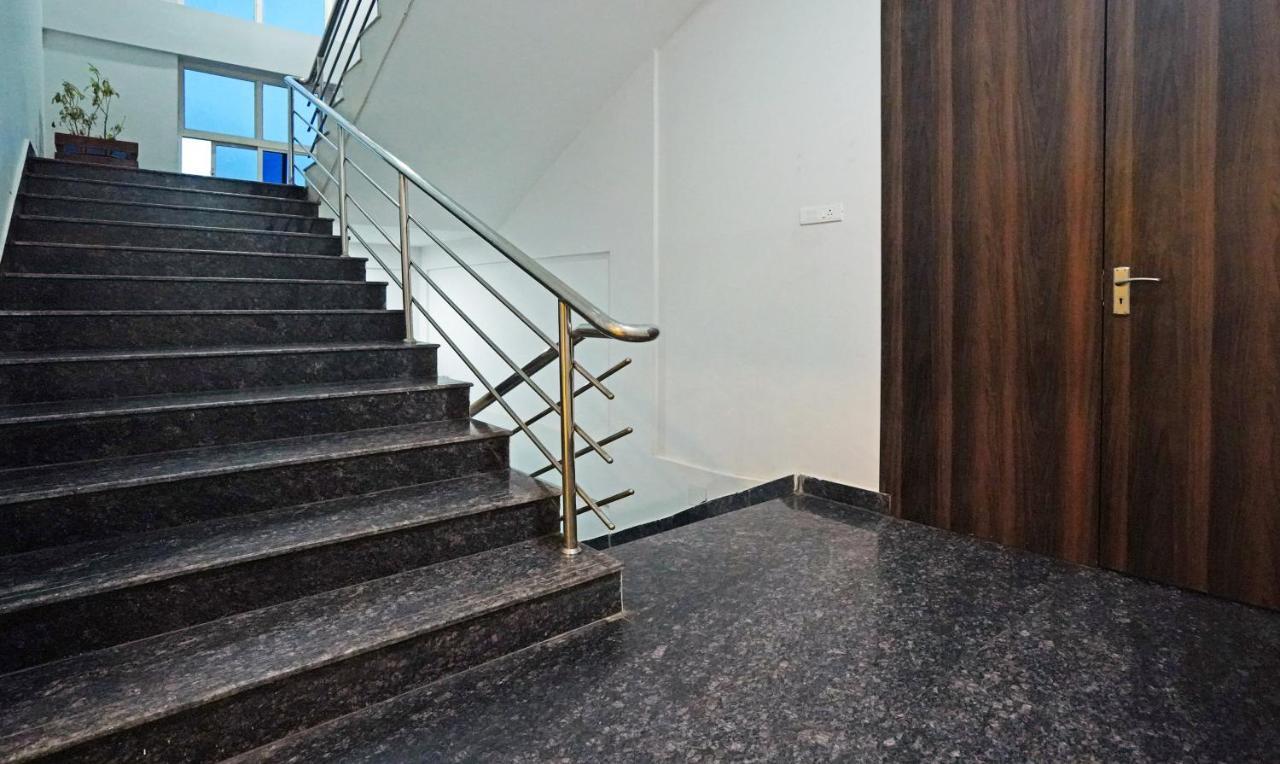 Treebo Lazystay Grand Patia Bhubaneswar Zewnętrze zdjęcie